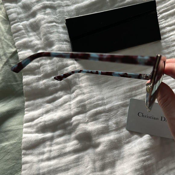 Christian Dior aviator sunglasses purple frame and tortoise stems - Picture 3 of 8